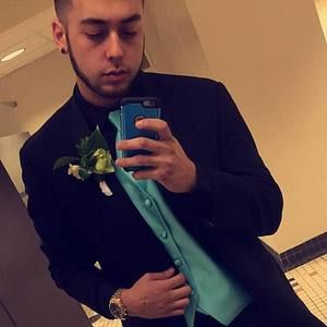 Meet your Posher, Kyle